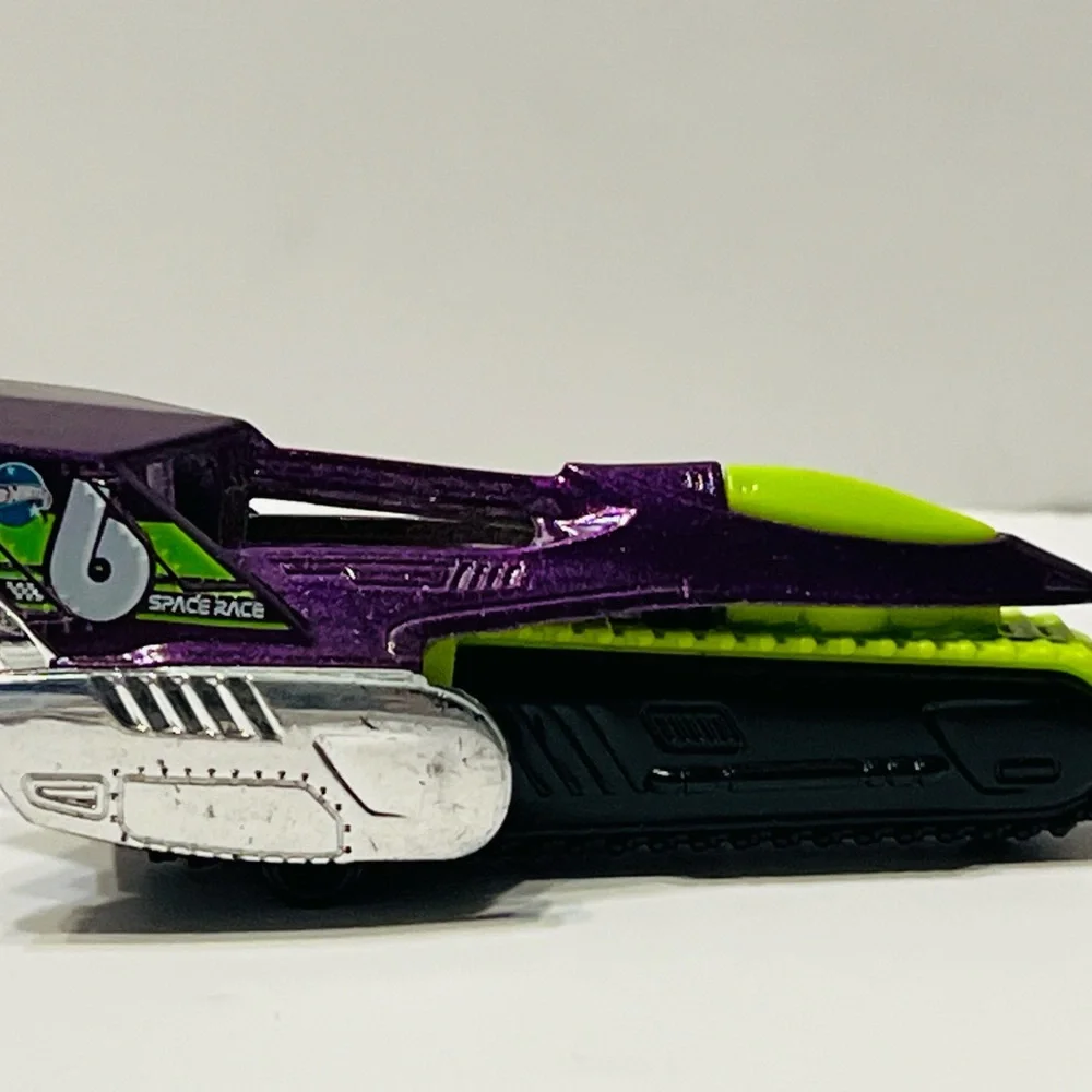 Hot Wheels Space Racer